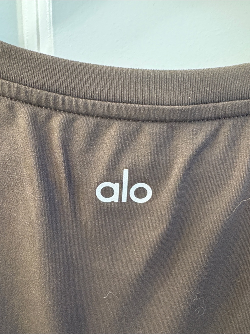 ALO Men’s conquer tee - Picture 3 of 5